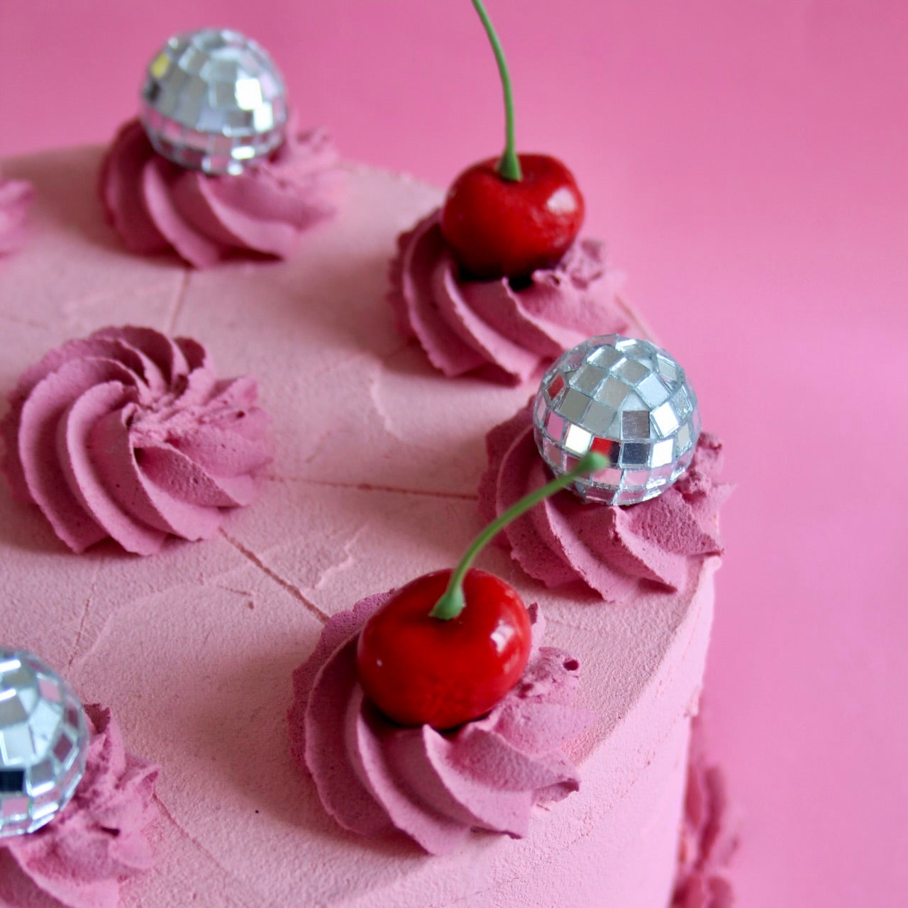 Disco Fake Cake ~ Gâteau Décoratif